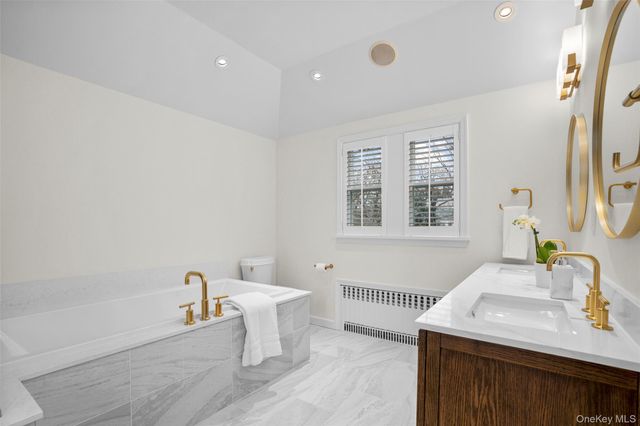 584 Forest Avenue, New Rochelle, NY 10804