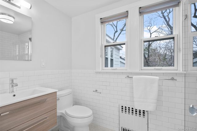 584 Forest Avenue, New Rochelle, NY 10804