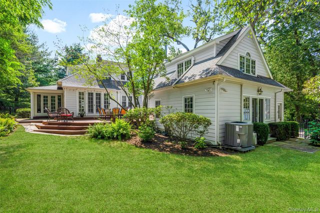 584 Forest Avenue, New Rochelle, NY 10804