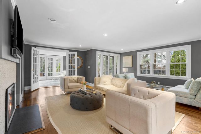 584 Forest Avenue, New Rochelle, NY 10804