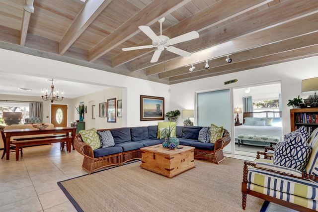 324 BLOSSOM Lane, West Palm Beach, FL 33404
