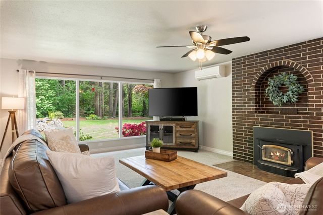 8520 State Rt 302 NW, Gig Harbor, WA 98329