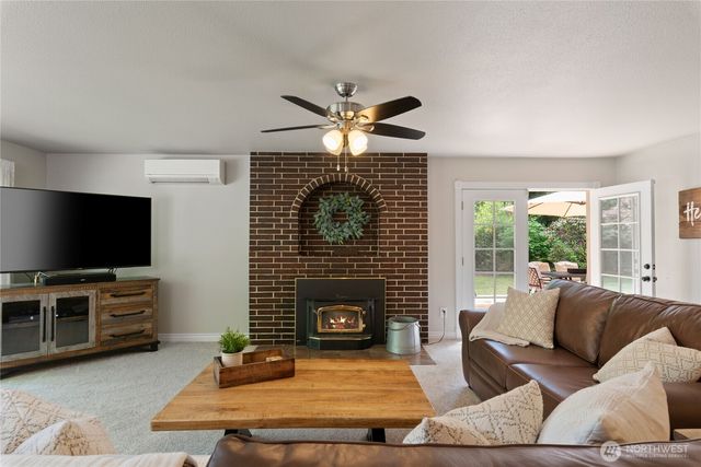 8520 State Rt 302 NW, Gig Harbor, WA 98329