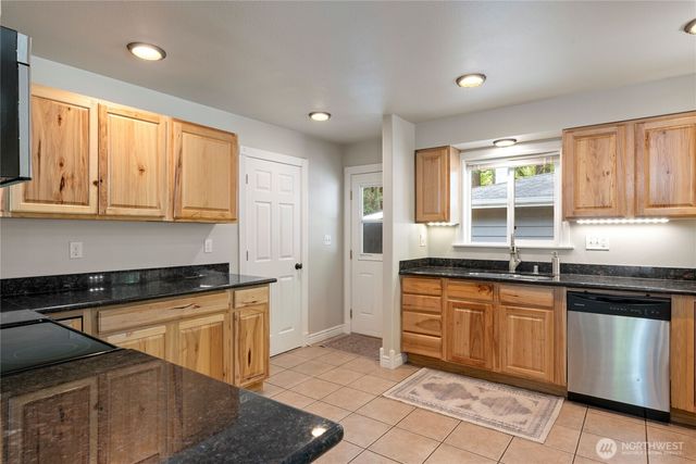 8520 State Rt 302 NW, Gig Harbor, WA 98329