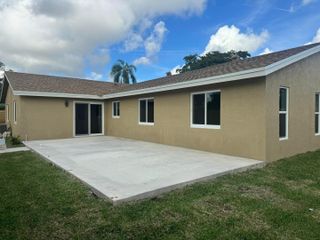4735 Blue Pine Circle, Lake Worth, FL 33463