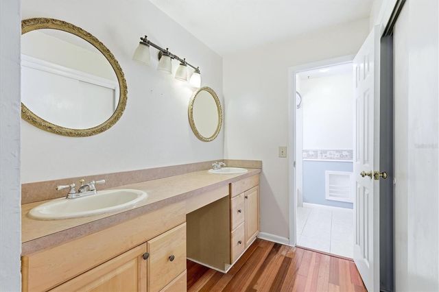 13808 CHERRY BROOK LANE, Tampa, FL 33618