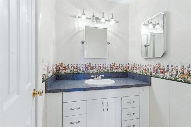 13808 CHERRY BROOK LANE, Tampa, FL 33618