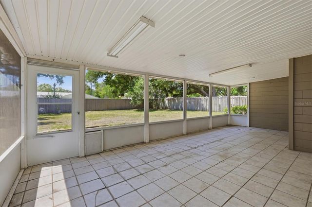 13808 CHERRY BROOK LANE, Tampa, FL 33618