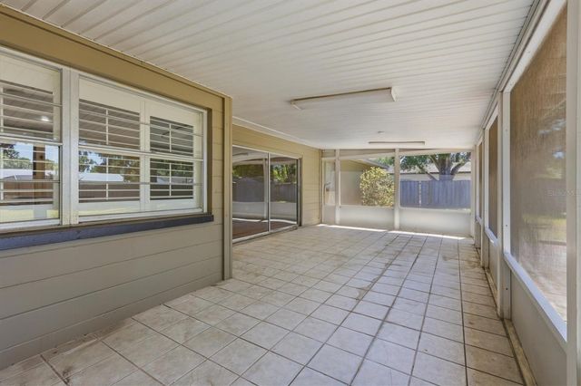 13808 CHERRY BROOK LANE, Tampa, FL 33618