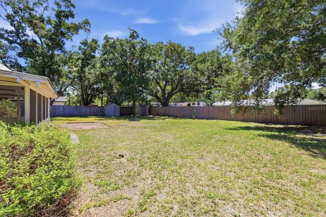 13808 CHERRY BROOK LANE, Tampa, FL 33618