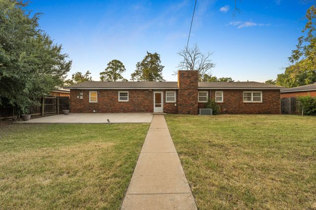 2121 56th Street, Lubbock, TX 79412