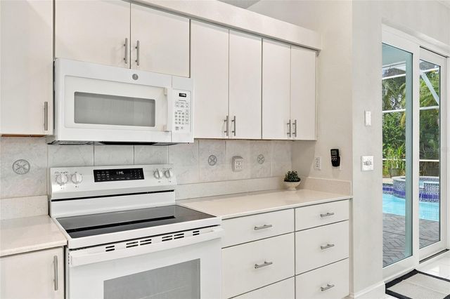 4304 BALMORAL WAY, Sarasota, FL 34238