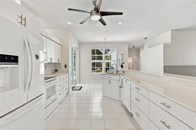 4304 BALMORAL WAY, Sarasota, FL 34238