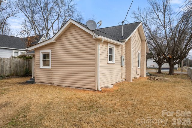 330 Stonewall Avenue S, Rock Hill, SC 29730