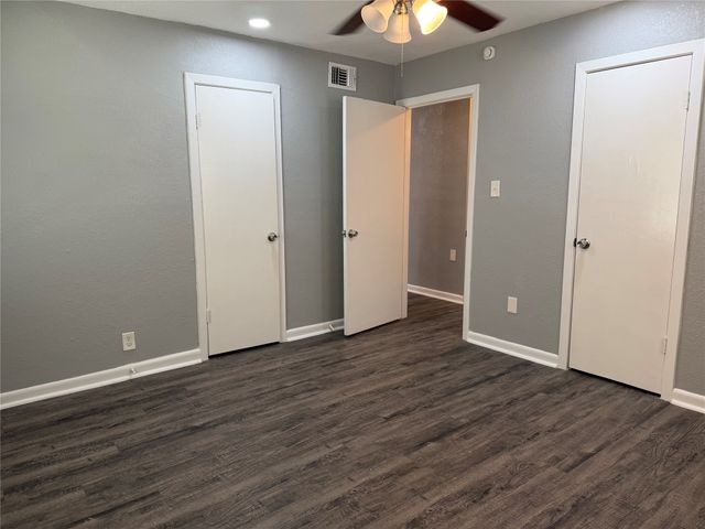 2504 Normont Circle, Fort Worth, TX 76103