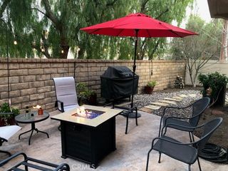27976 Trillium Lane, Valencia, CA 91354