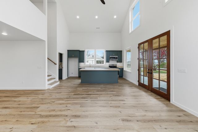 97 Barnwell Ave, Centerville, TN 37033
