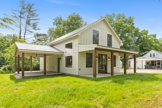 97 Barnwell Ave, Centerville, TN 37033