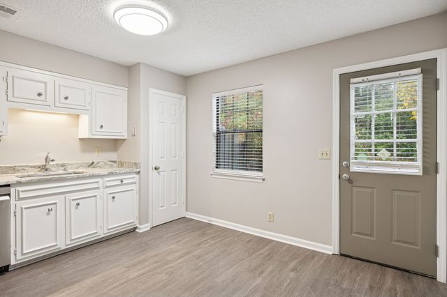 5720 Stone Brook Dr, Brentwood, TN 37027