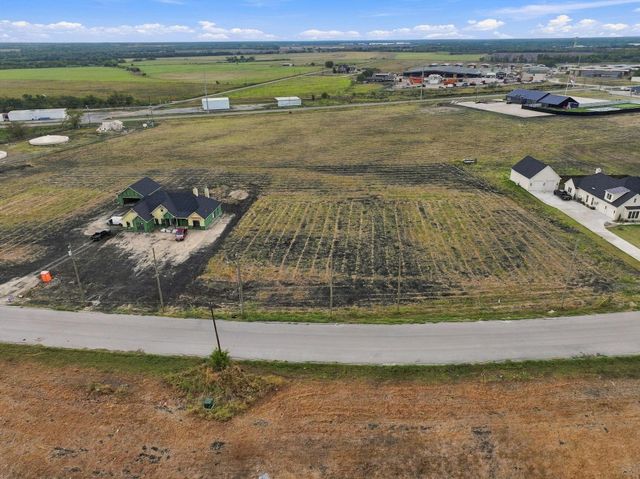 1935 County Road 2162, Caddo Mills, TX 75135