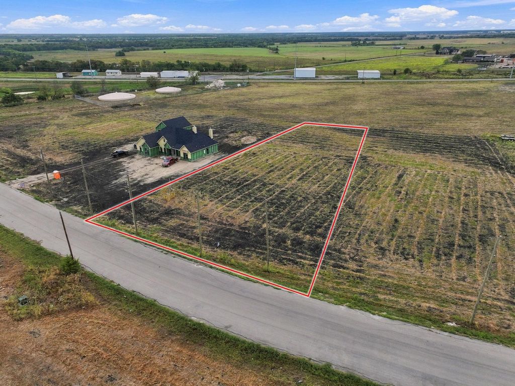 1935 County Road 2162, Caddo Mills, TX 75135