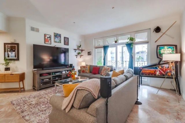 655 India Street 320, San Diego, CA 92101