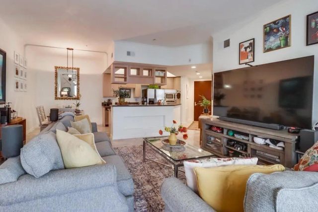 655 India Street 320, San Diego, CA 92101