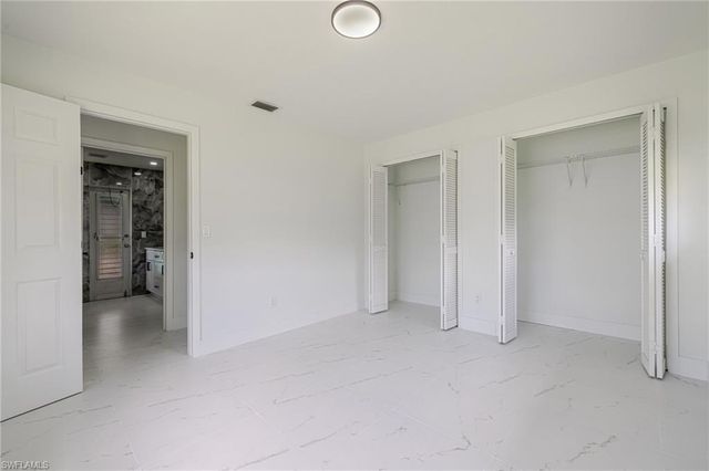 2285 SE 28th ST, Cape Coral, FL 33904