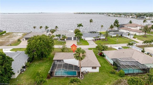 2285 SE 28th ST, Cape Coral, FL 33904