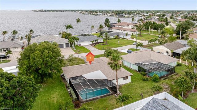 2285 SE 28th ST, Cape Coral, FL 33904
