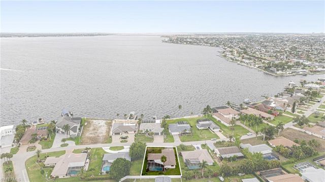 2285 SE 28th ST, Cape Coral, FL 33904
