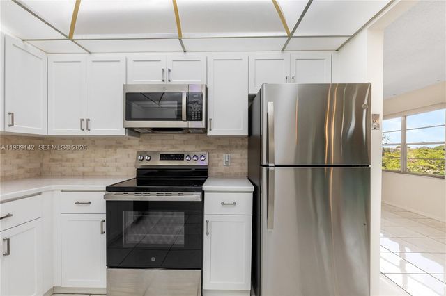 13250 SW 4th Ct 401G, Pembroke Pines, FL 33027