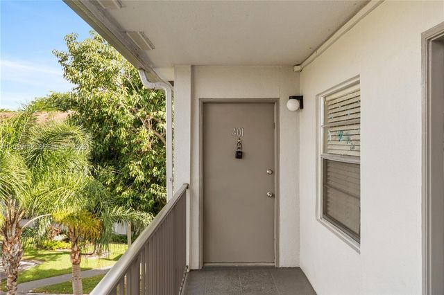 13250 SW 4th Ct 401G, Pembroke Pines, FL 33027