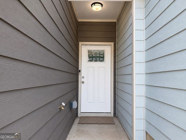 7811 Rock Rose Lane, Fairburn, GA 30213