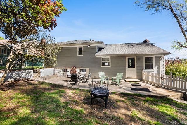 57 Homecrest Oval, Yonkers, NY 10703