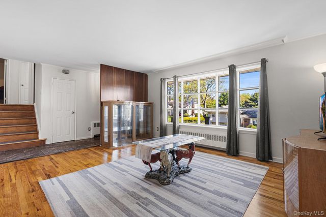 57 Homecrest Oval, Yonkers, NY 10703