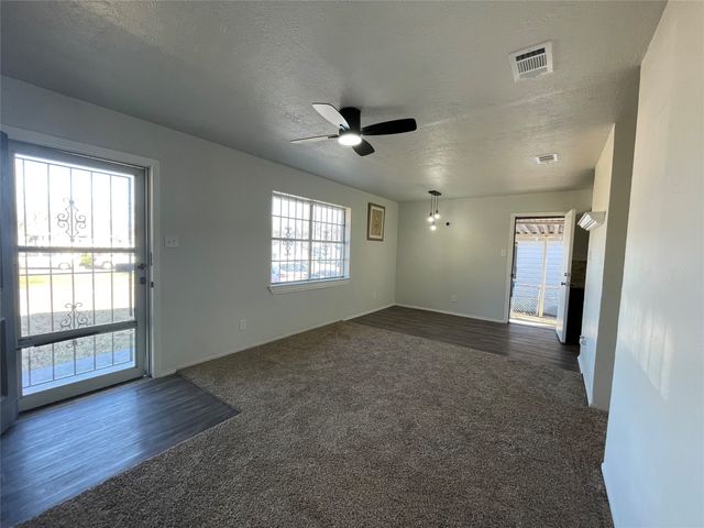 3543 Terrell Street, Dallas, TX 75223