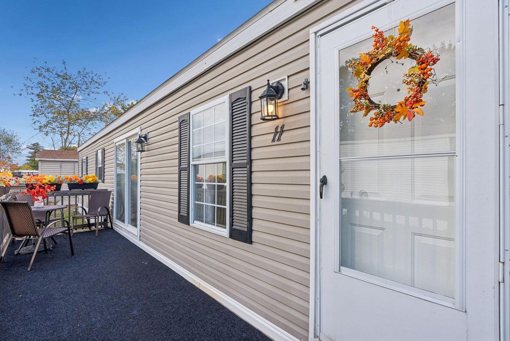 11 Beechplum Drive, Old Orchard Beach, ME 04064 — exterior