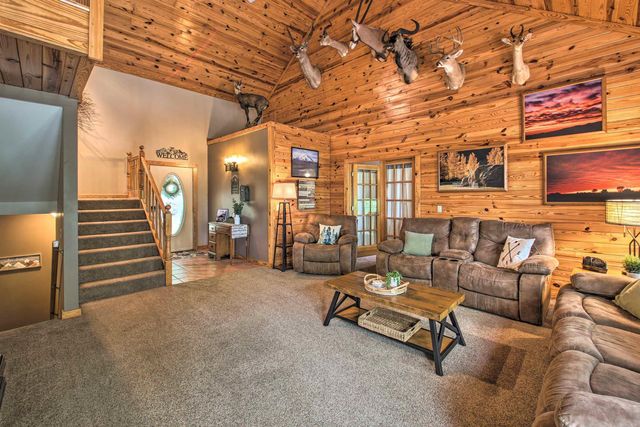 23 Fineza Way, Hot Springs Village, AR 71909