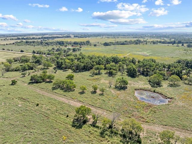 Hazel Dell Road, Shawnee, OK 74804