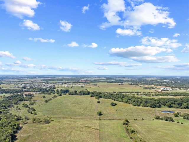 Hazel Dell Road, Shawnee, OK 74804