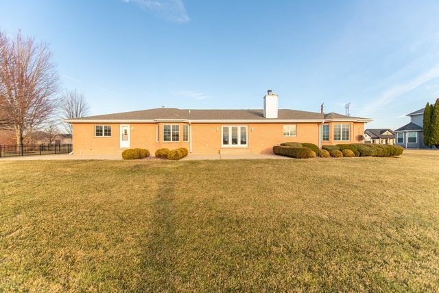 18816 S Chestnut Drive, Shorewood, IL 60404