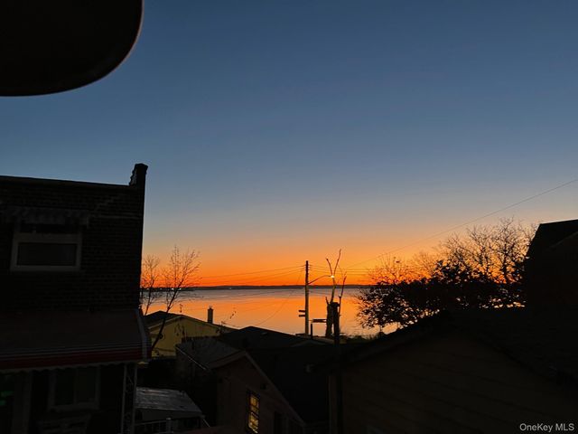 904 Dean Avenue, Bronx, NY 10465