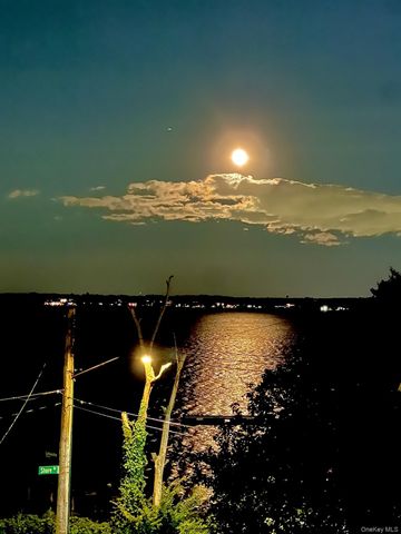 904 Dean Avenue, Bronx, NY 10465