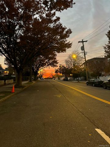 904 Dean Avenue, Bronx, NY 10465