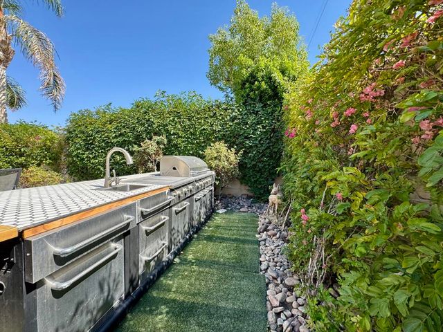 34 Calle La Reina, Rancho Mirage, CA 92270