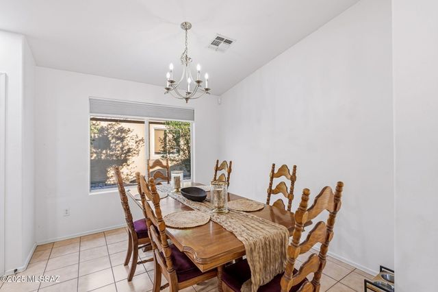 102 S Beyerville Place, Sahuarita, AZ 85629