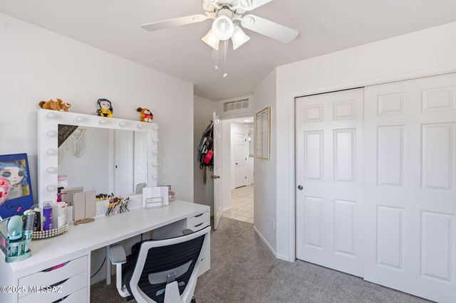 102 S Beyerville Place, Sahuarita, AZ 85629