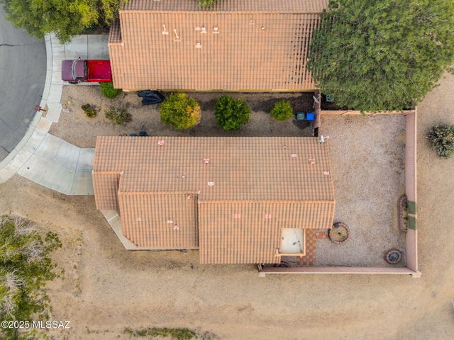 102 S Beyerville Place, Sahuarita, AZ 85629