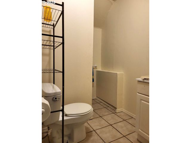 347 Ne OAK St, Sheridan, OR 97378